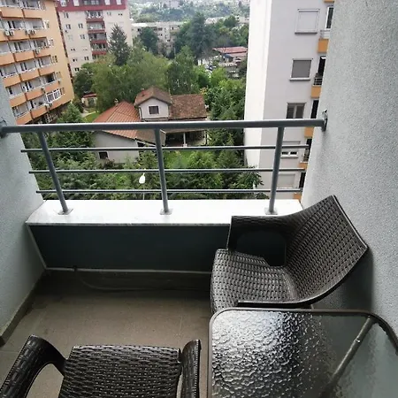 Апартаменти Djs *